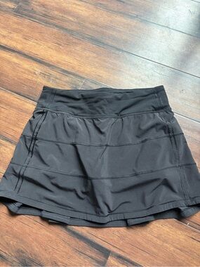 Lululemon pace rival mid rise skirt 4 tall